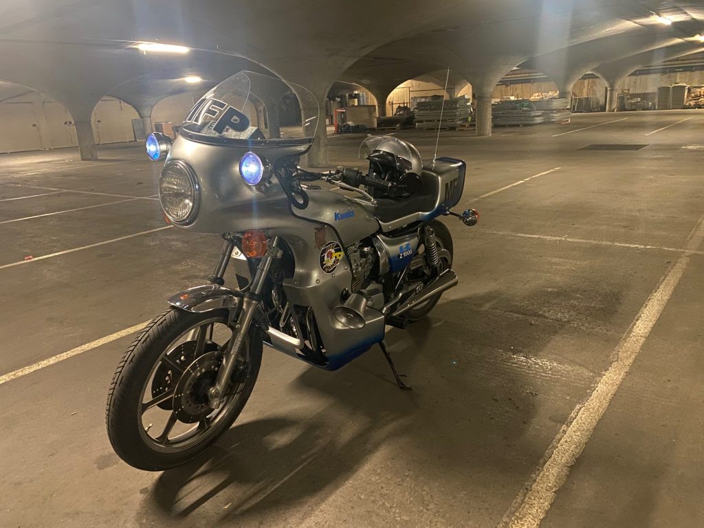 Mad-Max Goose Solo Lights ON